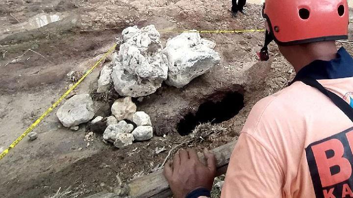 Penelitian Fenomena Sinkhole di Sungai Kaliasat Masih Menunggu Musim Hujan, Kenapa?